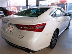 تويوتا أفالون